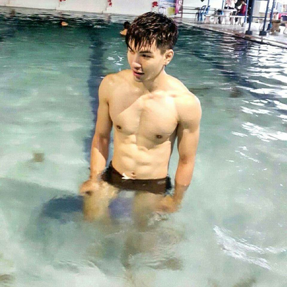 ละอ่อนอีสาน Alex Tanayod ig:alextanayod