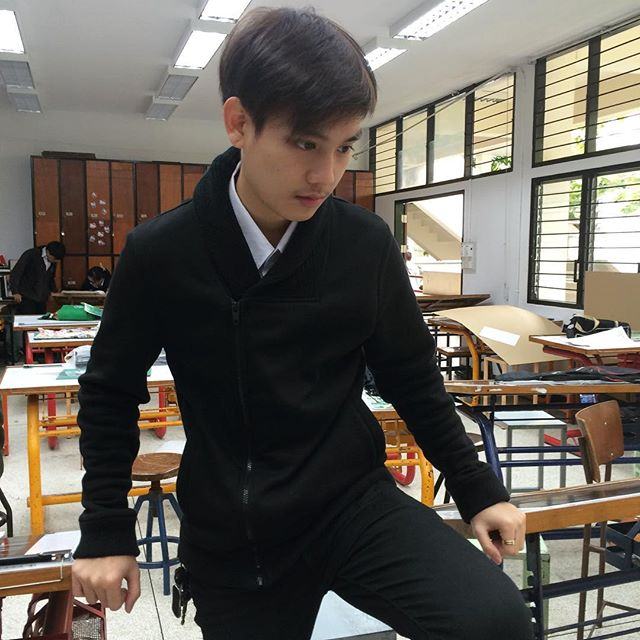 อ๊อฟชั่น ถิรติกร ละอ่อนเมืองเหนือ 1 ในพระเอก "เมื่อฝนหยดลงบนหัว"