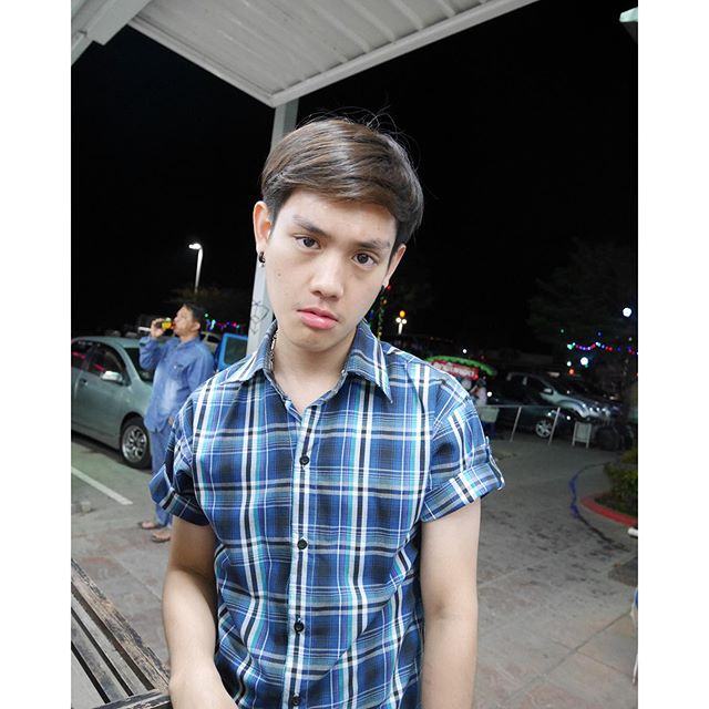 อ๊อฟชั่น ถิรติกร ละอ่อนเมืองเหนือ 1 ในพระเอก "เมื่อฝนหยดลงบนหัว"