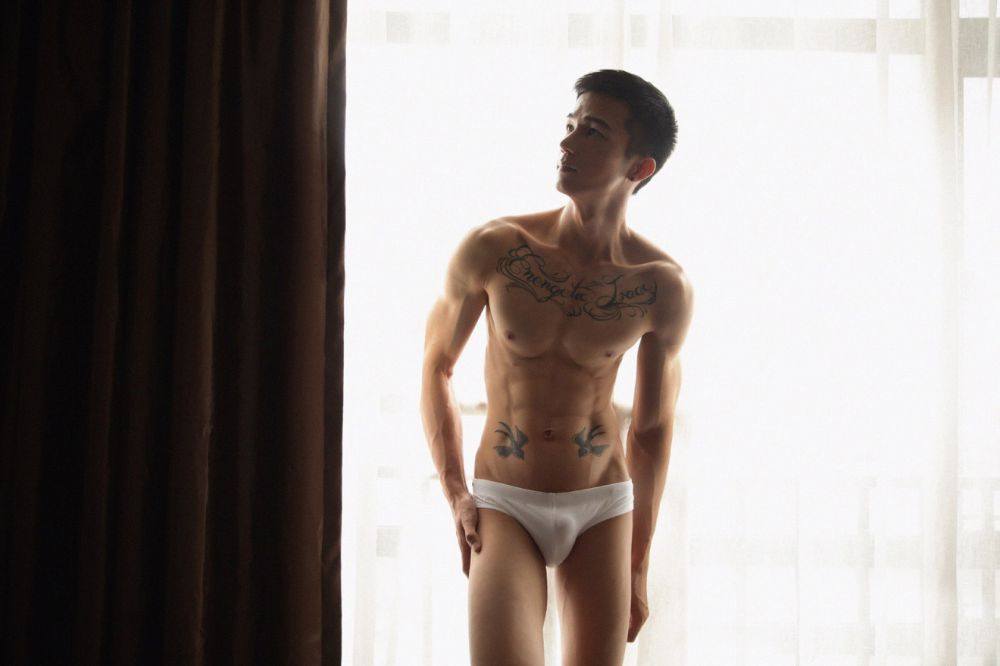 Hot guys 4