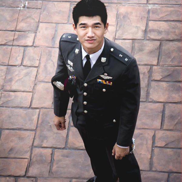 พี่หมวดอิ๊ก ตี๋ขาว กล้ามแน่น #ทีมตำรวจ #ตำรวจหล่อมาบอกต่อคับ