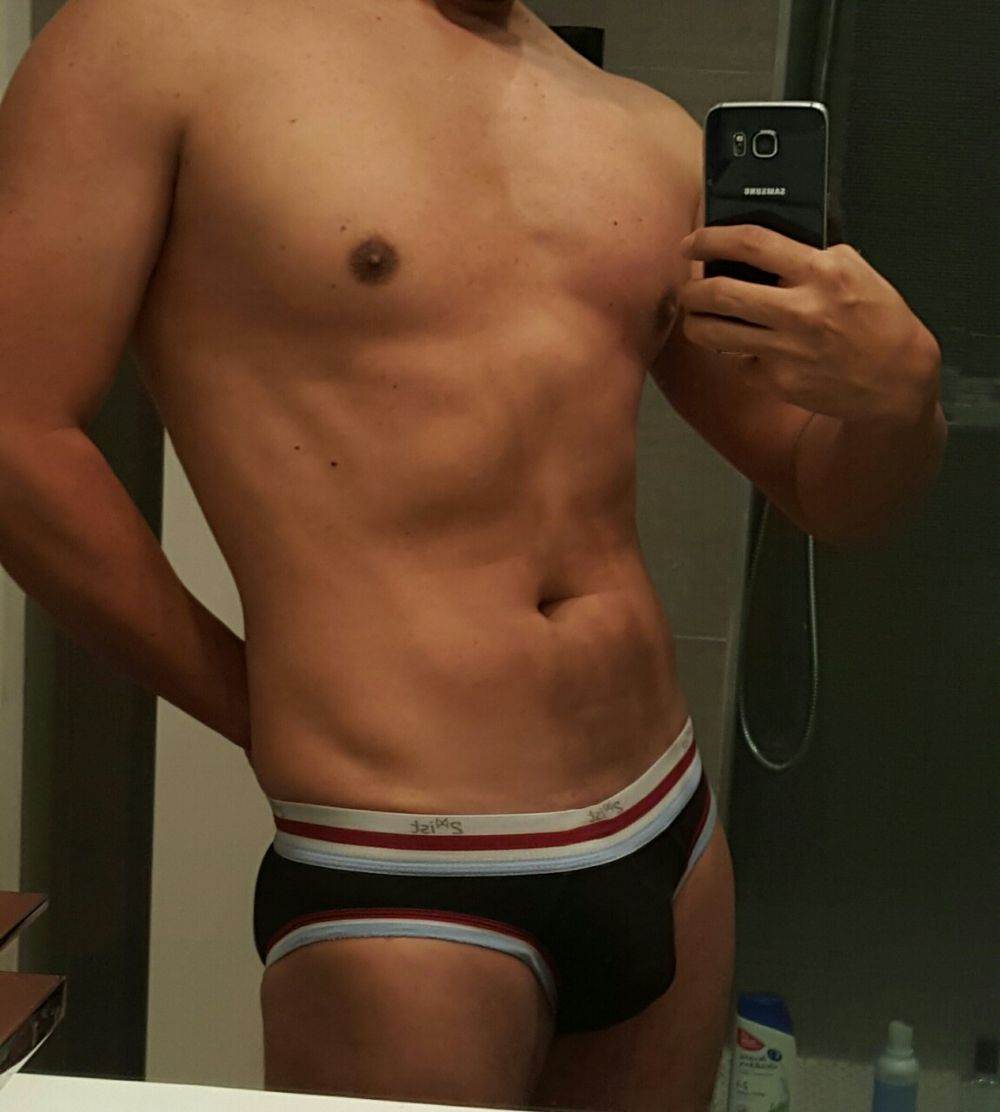 Hot guy in underwear 111