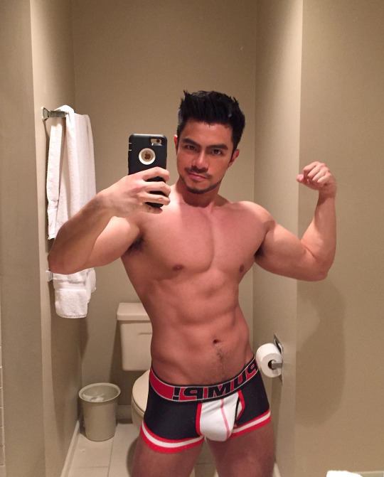 Hot guy in underwear 111