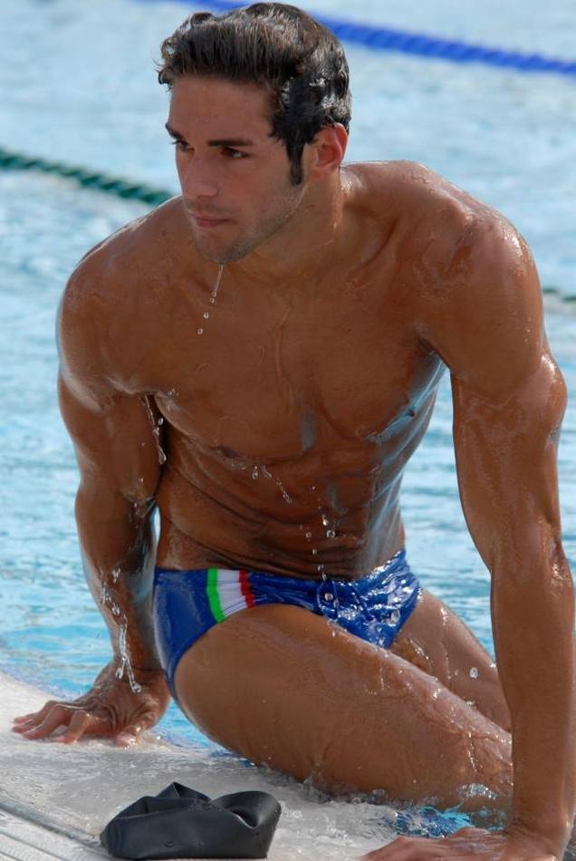Hot guy in underwear 112