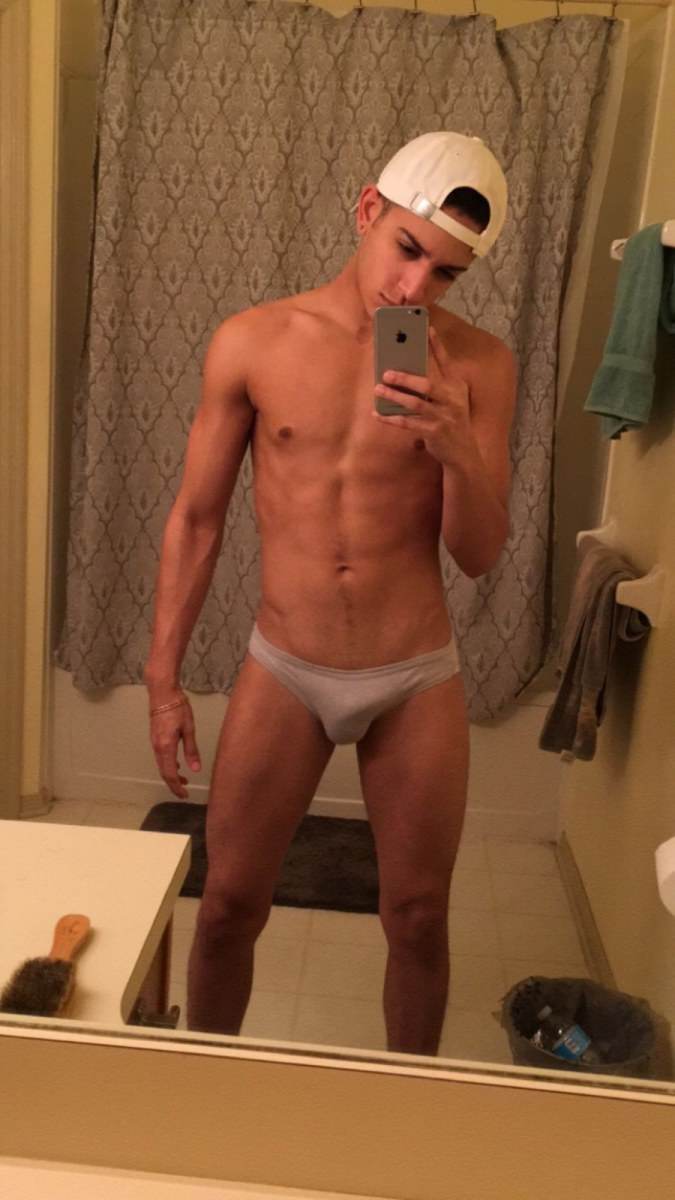 Hot guy in underwear 113