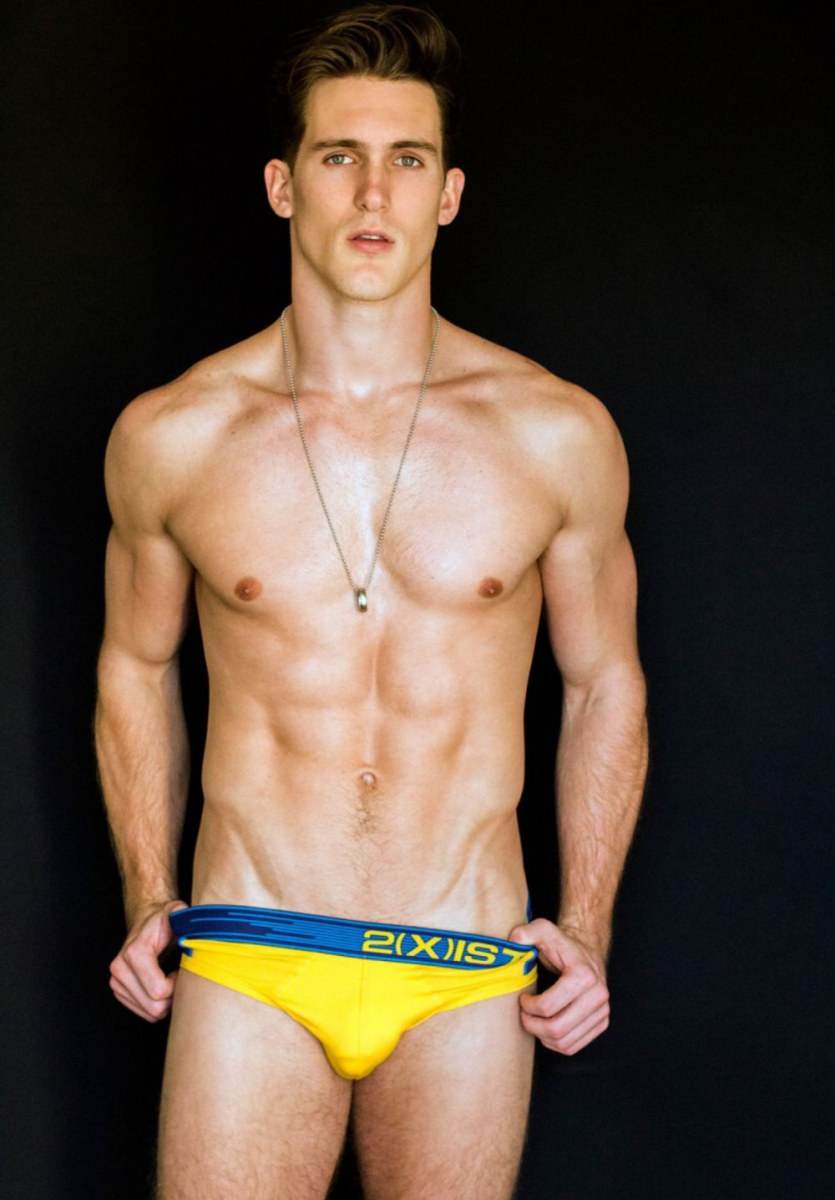 Hot guy in underwear 114