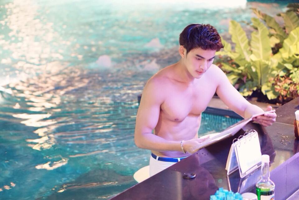 Chanin Phayakkong หล่อ แซ่บ ซิกแพค