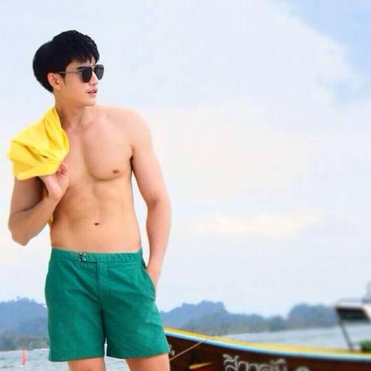Chanin Phayakkong หล่อ แซ่บ ซิกแพค