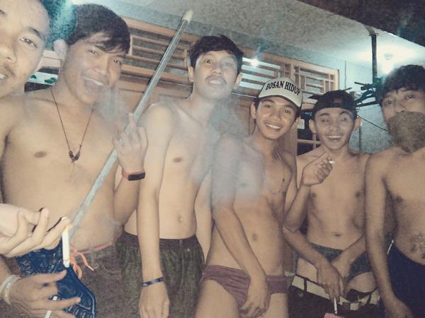 ฝันดีกับหนุ่มๆ