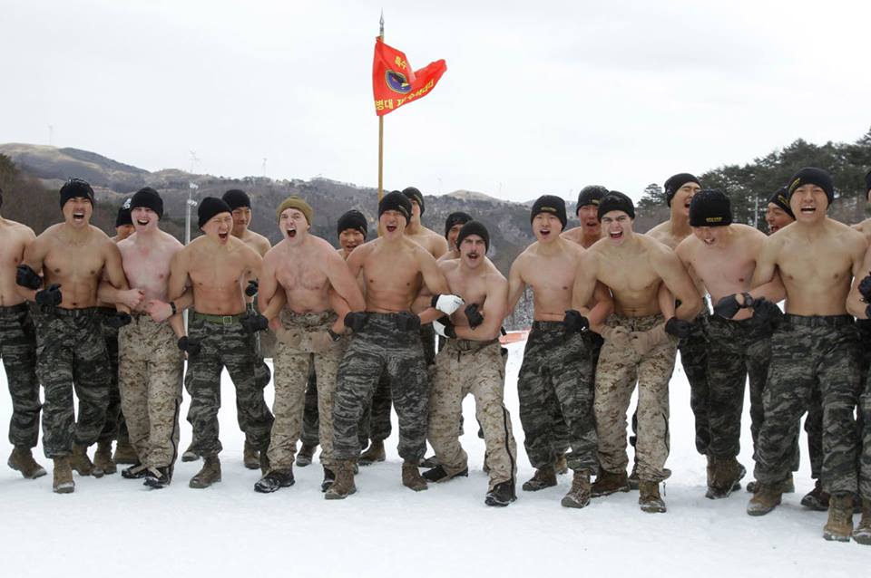 ฝันดีกับหนุ่มๆ