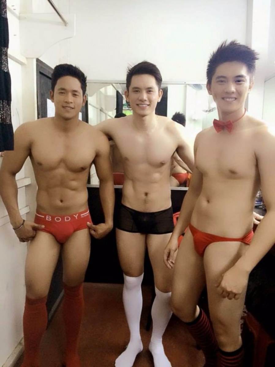 ฝันดีกับหนุ่มๆ
