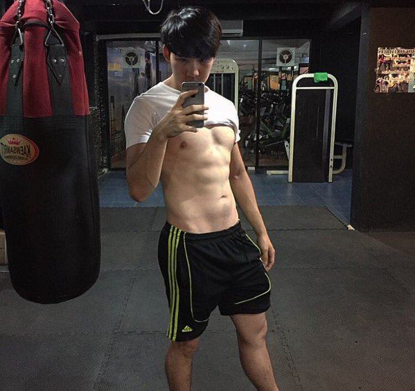 หนุ่มๆพาเพลิน