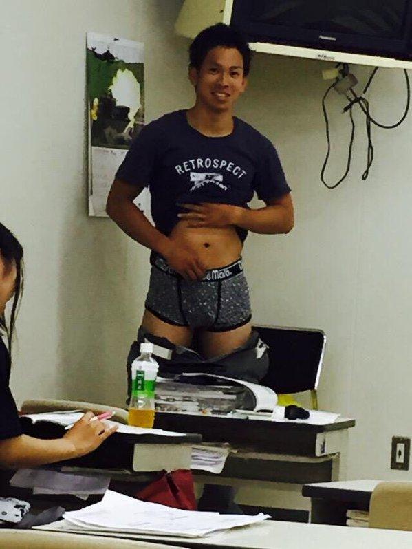 หนุ่มๆพาเพลิน