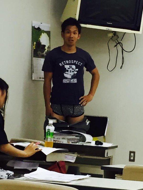 หนุ่มๆพาเพลิน