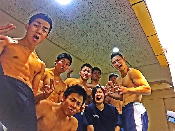 หนุ่มๆพาเพลิน