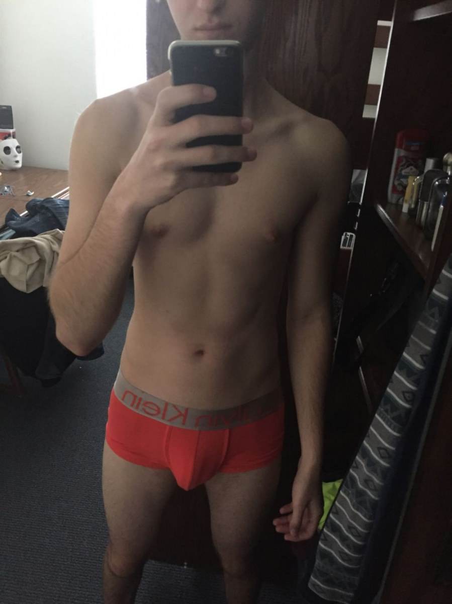 Hot guy in underwear 115