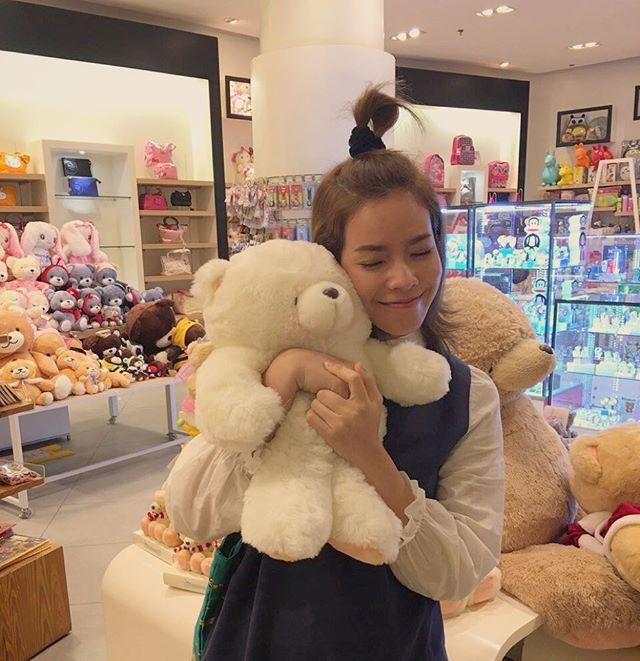 ส่องความน่ารัก "จูน วริษา" หรือ "มิลค์" จากซีรีส์ "ตี๋ใหญ่ ดับ ดาว โจร"