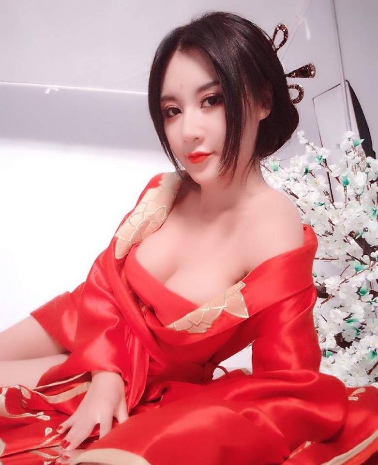 รวมมิตรสาวสวย หมวย อึ๋ม กับความพร้อมในวันตรุษจีน [18+]