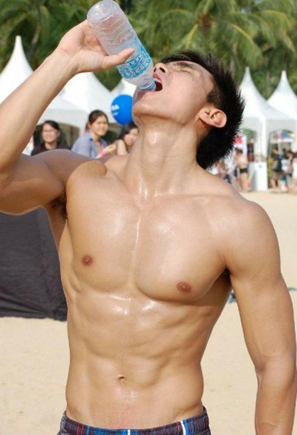 ผู้ชายพาสุข