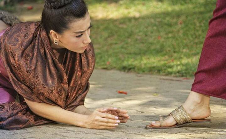 อัพเดท เพลิงพระนาง >>ละครที่สื่อมวลชน ดาราต่างช่อง ไฮโซ ให้ความสนใจมากๆ