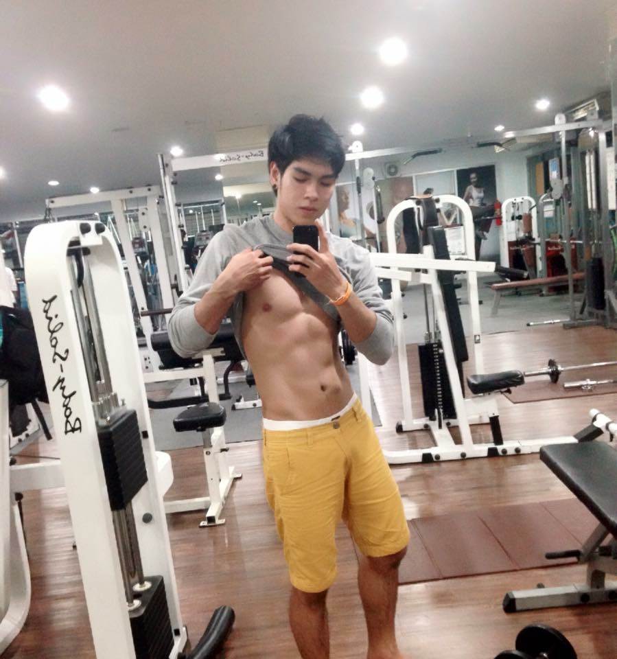 หนุ่มออม กฤษฎาหุ่นแซ่บ