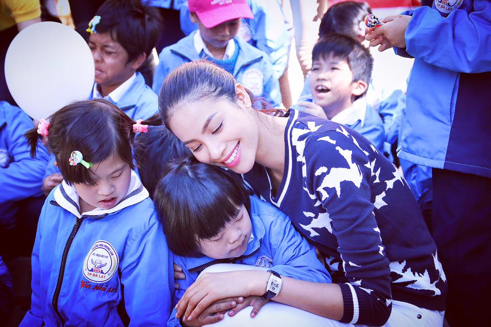ส่องความน่ารักของ Huong Pham มิสเวียดนาม