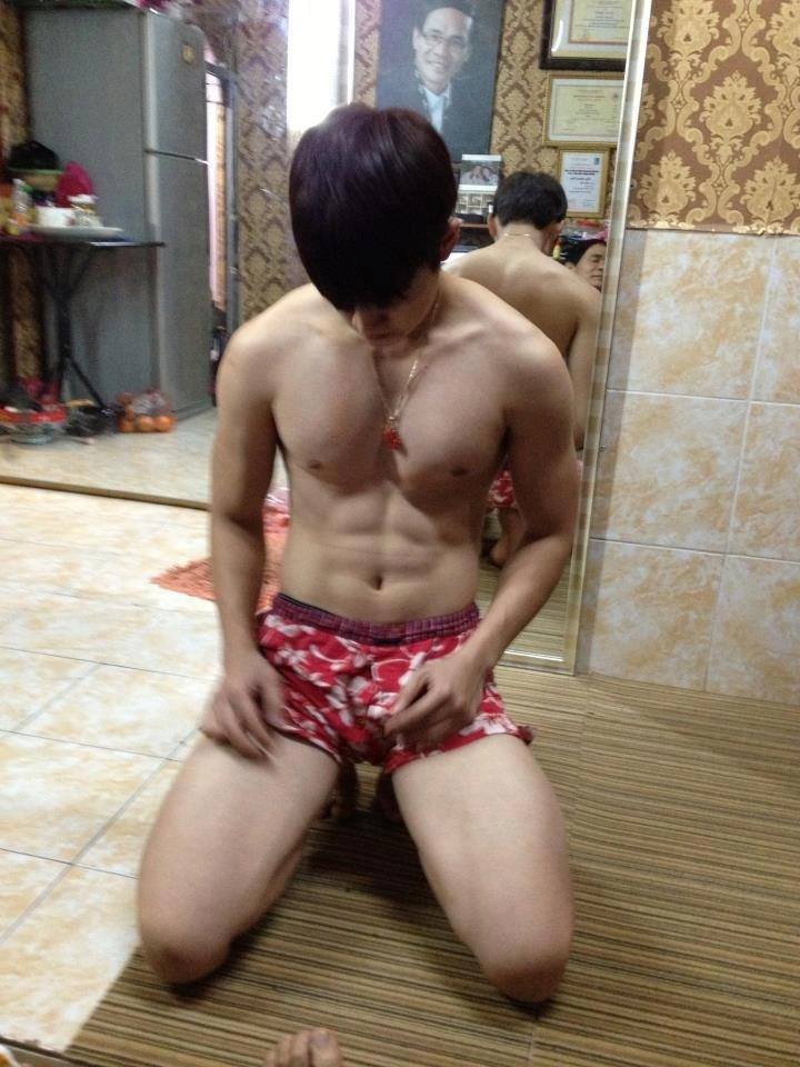 หนุ่มๆรับลมหนาว