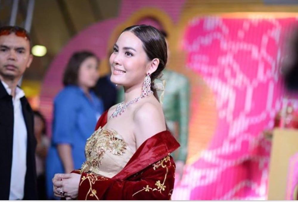 เจนี่ บอยปกรณ์ อวยพรตรุษจีน ขอให้ ..เฮงเฮงเฮง