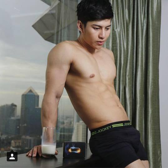 แบ่งมาให้เลีย