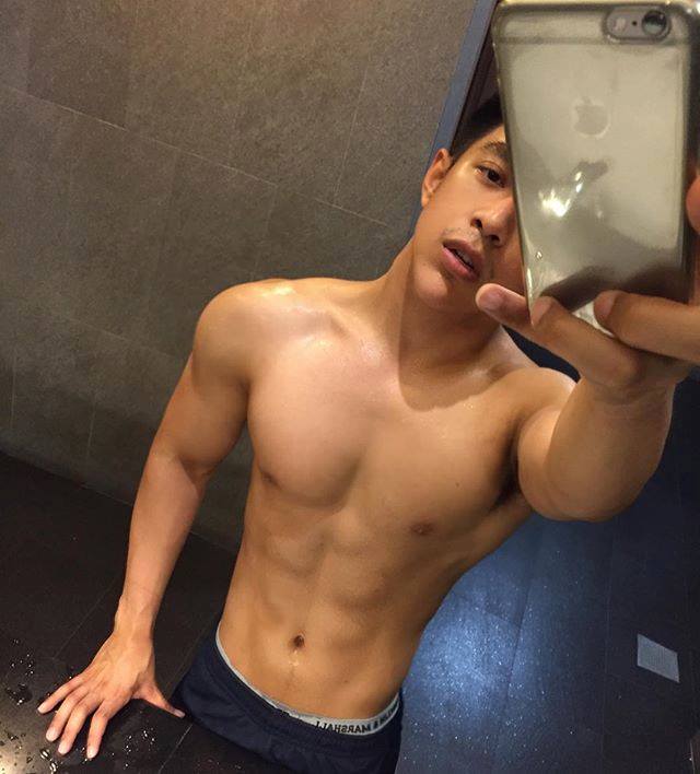 ข่วล่ำฉ่ำแฉะ