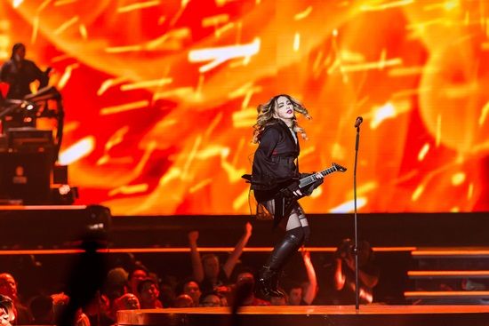 อลังการสมการรอคอย คอนเสิร์ต มาดอนน่า ในประเทศไทย วันนี้ (Madonna Rebel Heart Tour Bangkok)