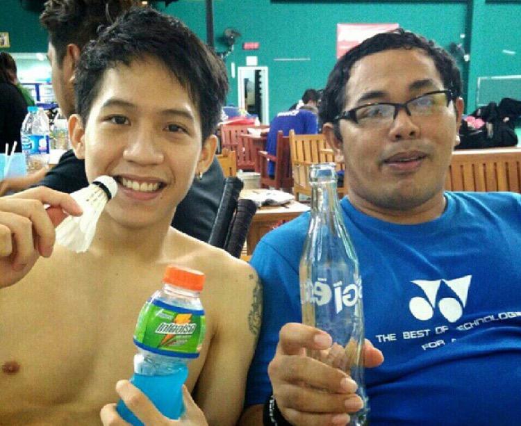 หนุ่มใหม่ #พ่อค้าแซ่บ