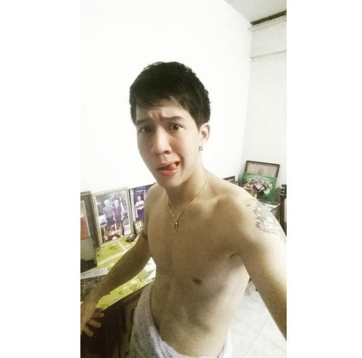 หนุ่มใหม่ #พ่อค้าแซ่บ