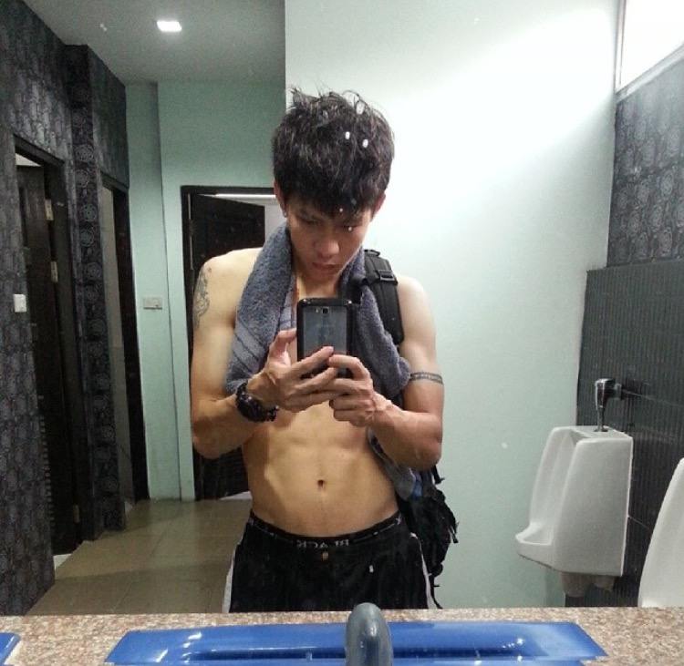 หนุ่มใหม่ #พ่อค้าแซ่บ