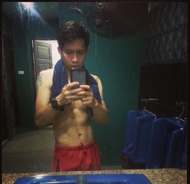 หนุ่มใหม่ #พ่อค้าแซ่บ