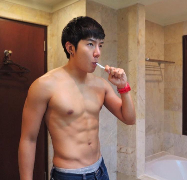 ดีเจ แทค @djtag