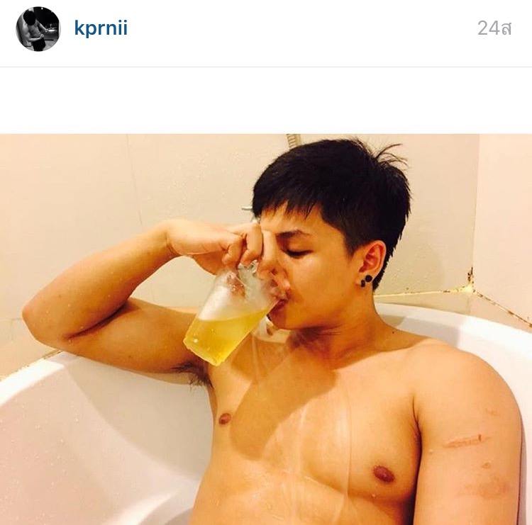 หนุ่มๆ