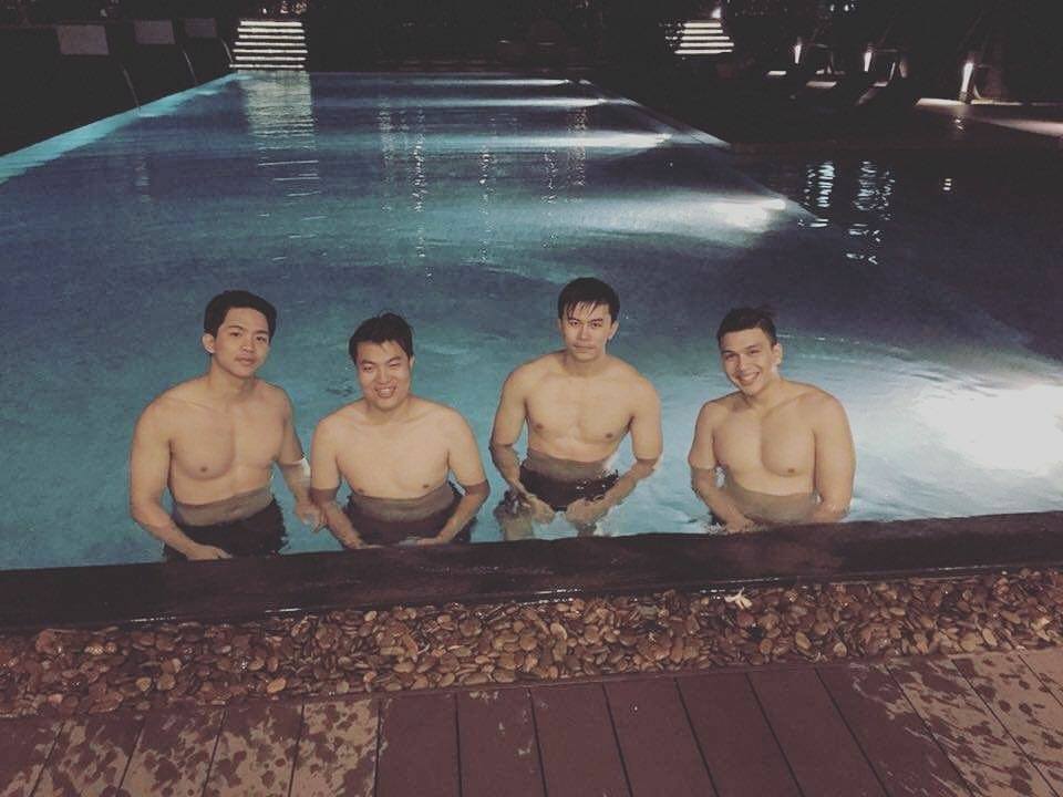 หนุ่มๆ