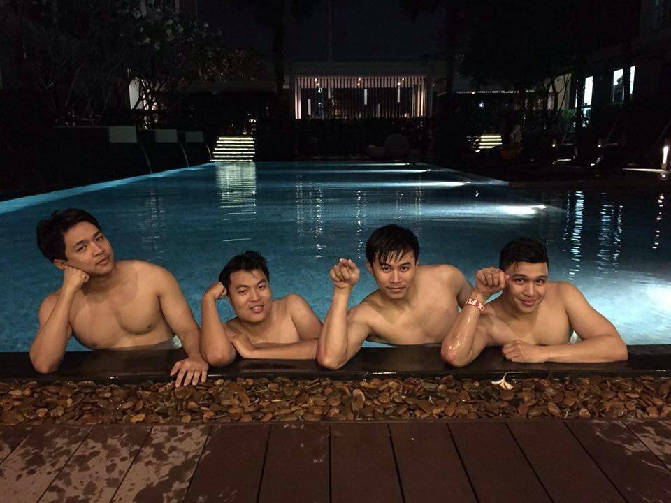 หนุ่มๆ