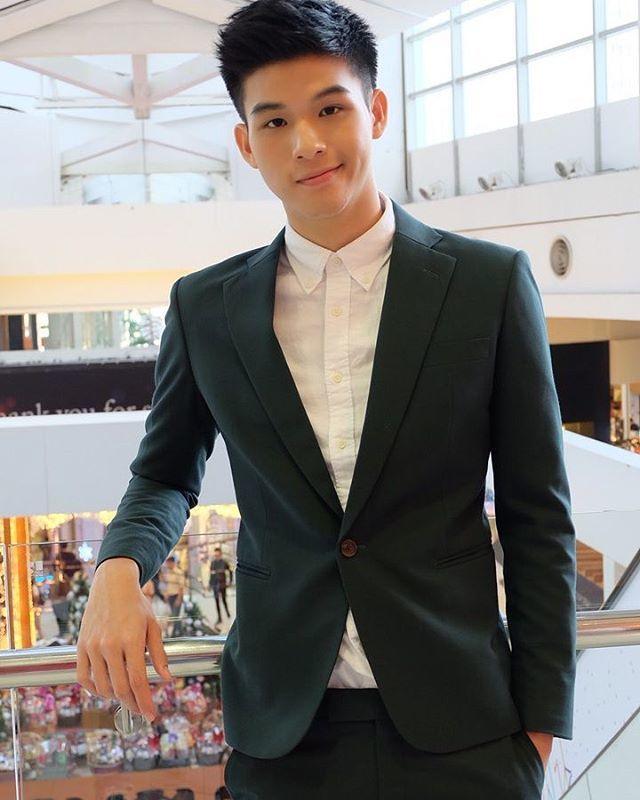 10 หนุ่มหล่อ ที่สาวๆ ยกให้เป็นสมบัติ (ความหล่อ) ของชาติ