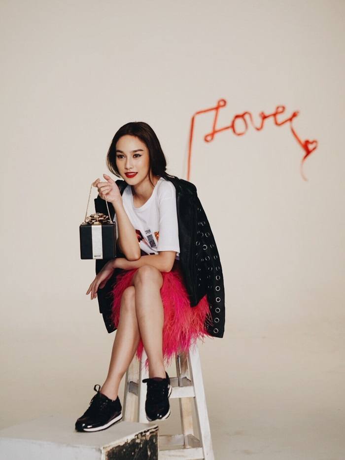 นาว ทิสานาฎ @ เบี้องหลังถ่ายแบบนิตยสาร Lisa ฉบับเดือนกุมภาพันธ์ 2559