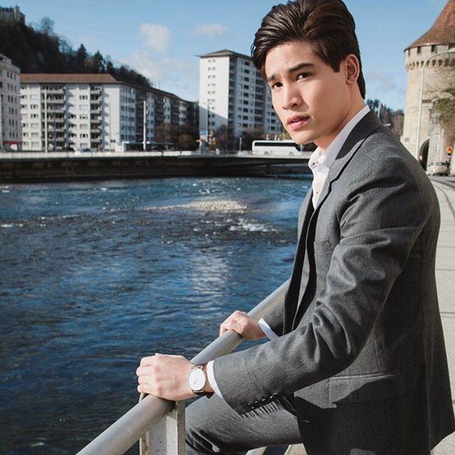 หนุ่ม "ไทย" IG: thaitanik