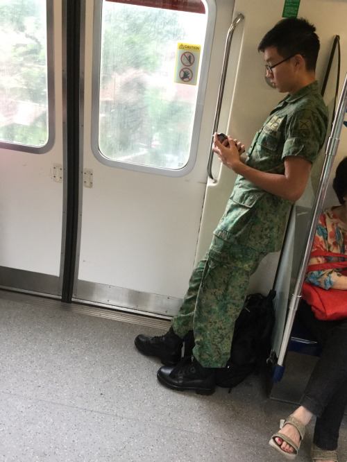 รวมทหารเอเชียน่ารักน่ากิน