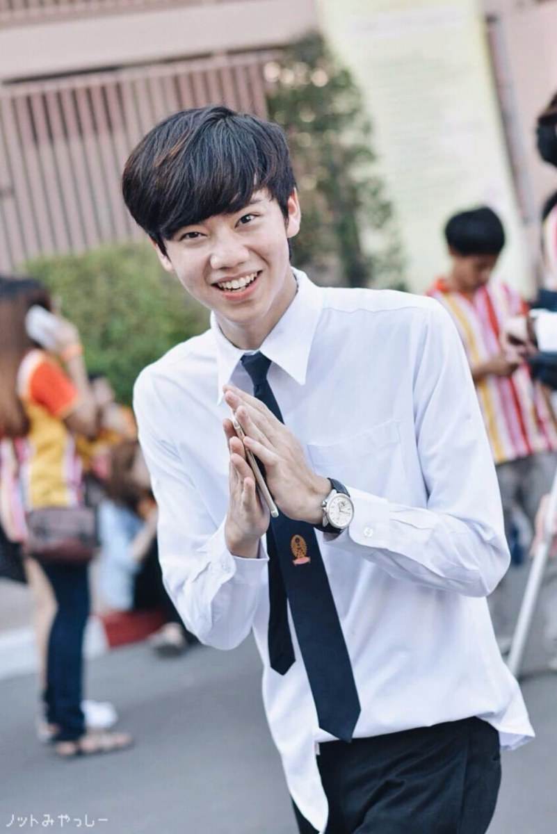 รวมหนุ่มหล่องานบอลประเพณี จุฬา-ธรรมศาสตร์ 1