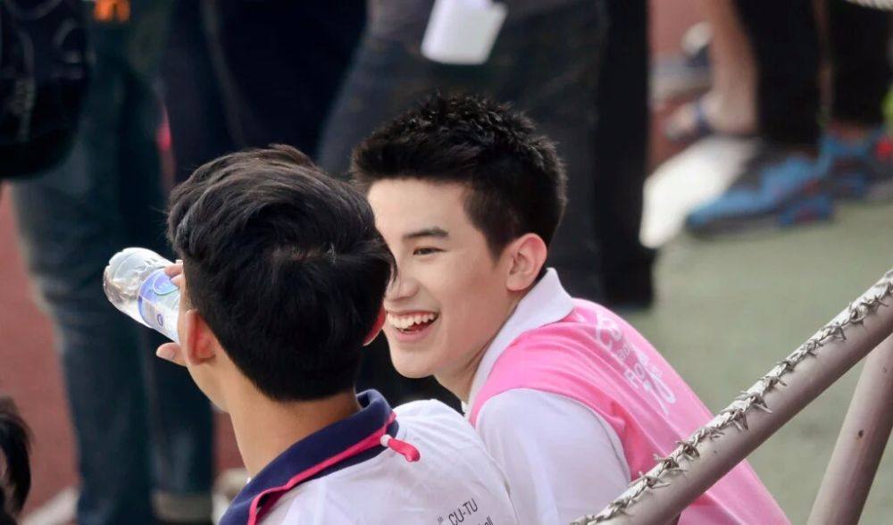 รวมหนุ่มหล่องานบอลประเพณี จุฬา-ธรรมศาสตร์ 2
