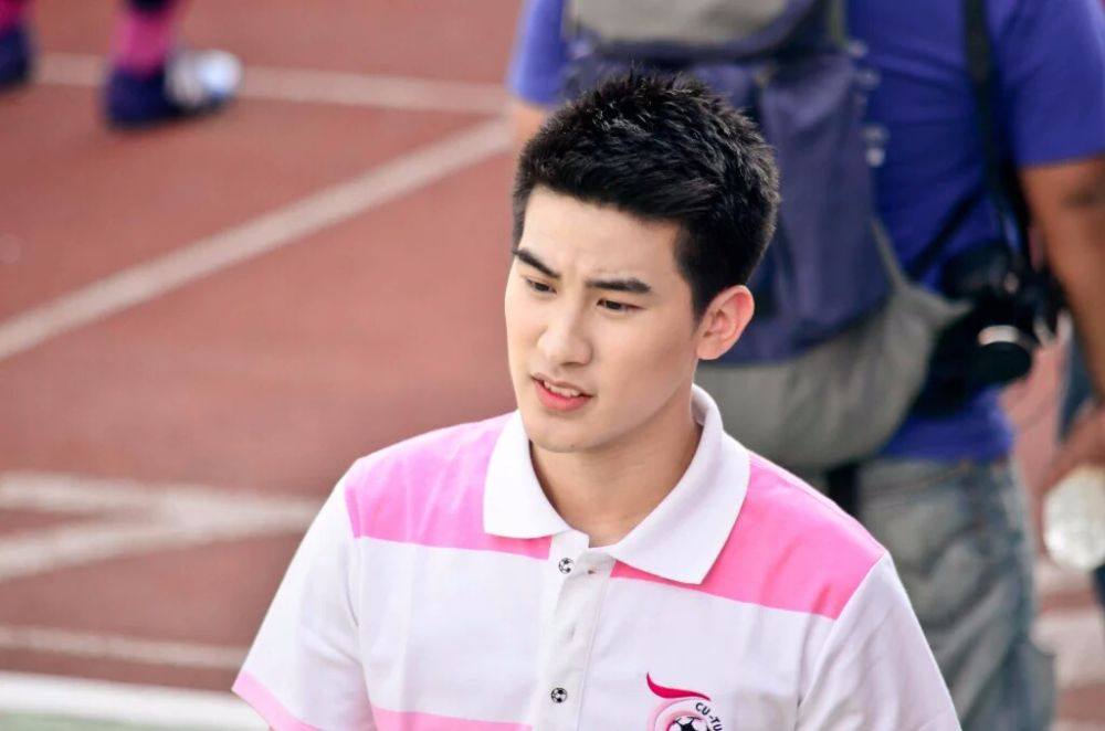 รวมหนุ่มหล่องานบอลประเพณี จุฬา-ธรรมศาสตร์ 2