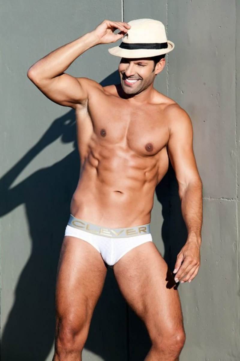 Hot guy in underwear 116