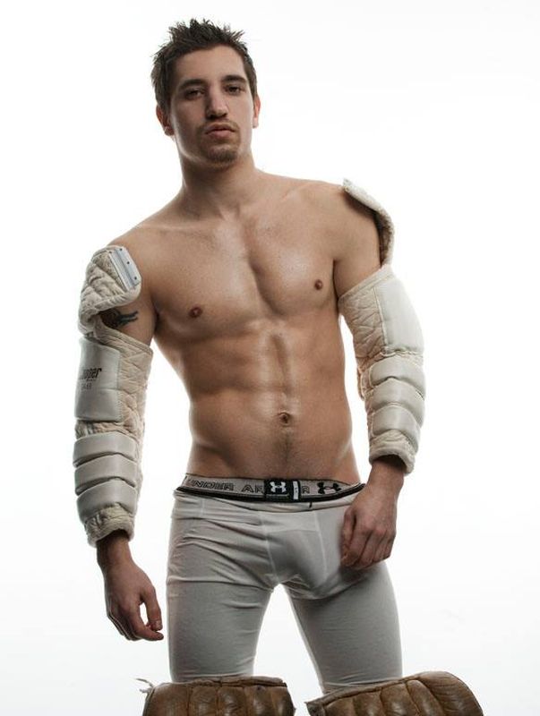 Hot guy in underwear 117