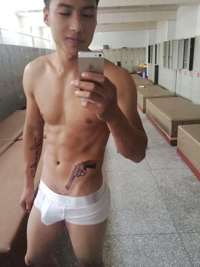 Hot guy in underwear 117