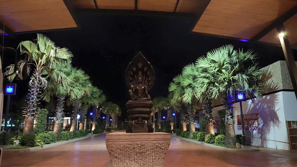เปิดยิ่งใหญ่ Buriram Castle แลนด์มาร์คใหม่ของชาวบุรีรัมย์